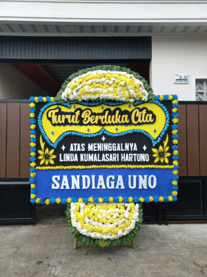 Papan Bunga Duka di Semende Darat Laut
