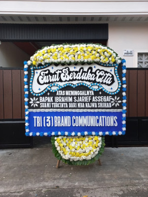 Papan Bunga Duka di Semende Darat Laut